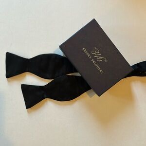 Brooks Brothers silk bow tie